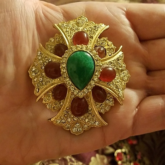 CelticBrooch/Pendant - Deep Red Cabachon Stones - Picture 1 of 7